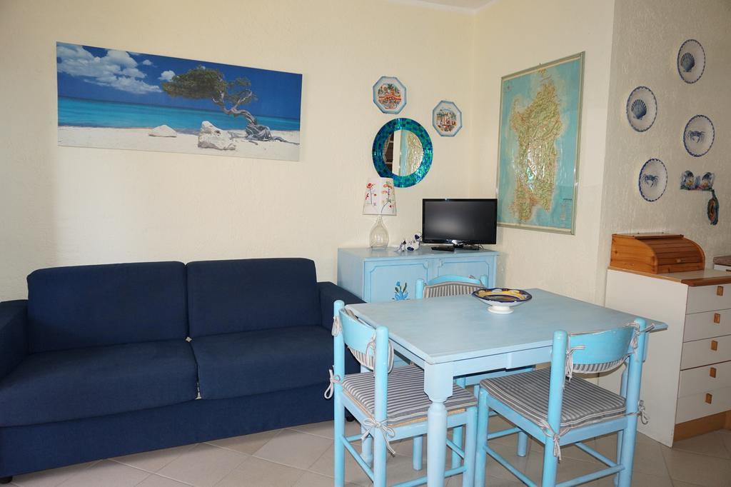 Baia De Bahas - Apartments & Resort Marinella  Eksteriør billede