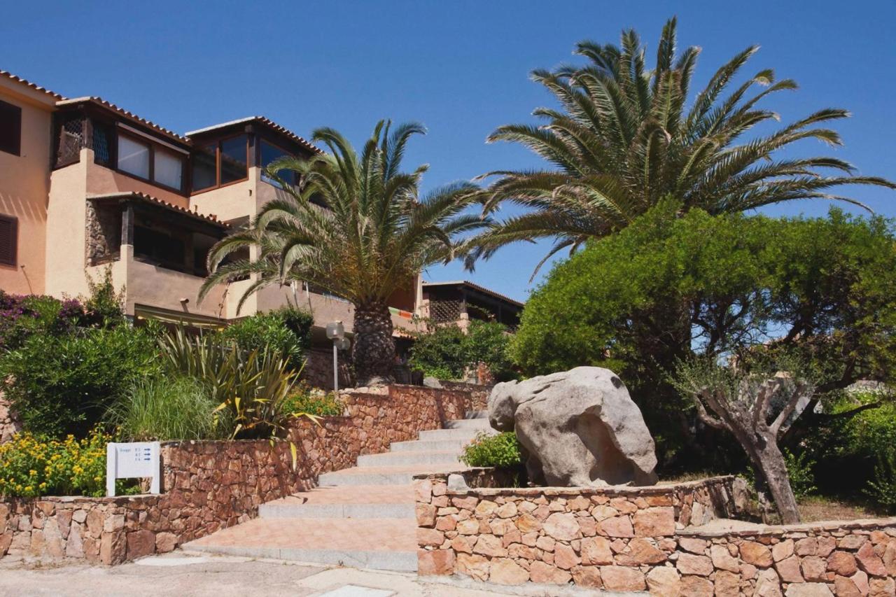 Baia De Bahas - Apartments & Resort Marinella  Eksteriør billede